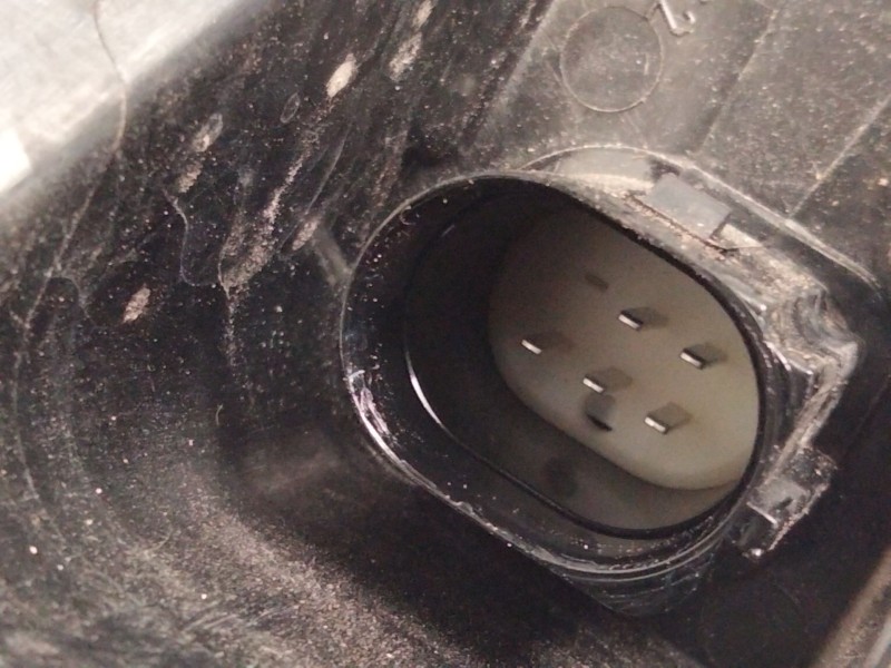 Recambio de piloto trasero derecho para audi q3 (f3b) 35 tdi referencia OEM IAM 83A945092  