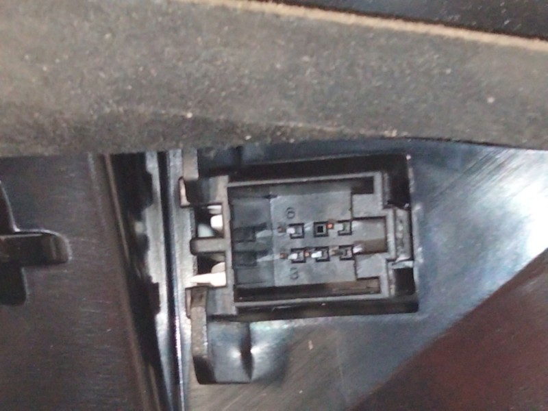 Recambio de piloto trasero derecho porton para audi q3 (f3b) 35 tdi referencia OEM IAM 83A945094  