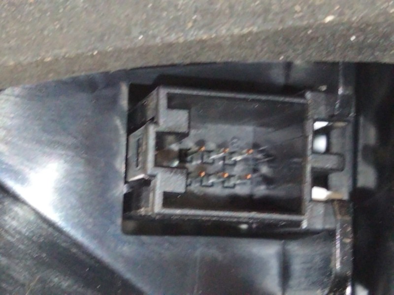 Recambio de piloto trasero izquierdo porton para audi q3 (f3b) 35 tdi referencia OEM IAM 83A945093  