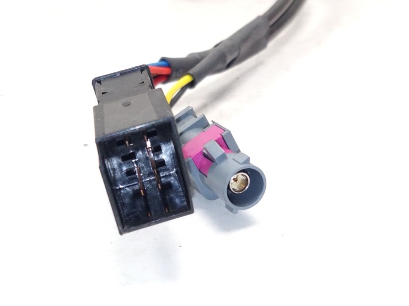 Recambio de maneta exterior porton para audi q3 (f3b) 35 tdi referencia OEM IAM 81A827566A  