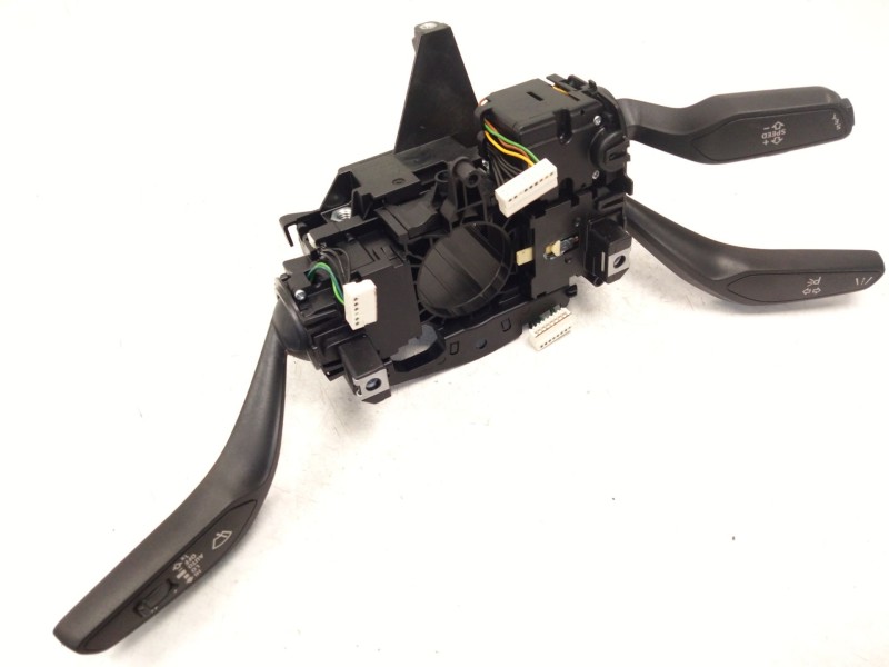 Recambio de mando multifuncion para audi q3 (f3b) 35 tdi referencia OEM IAM 82A953521EP  