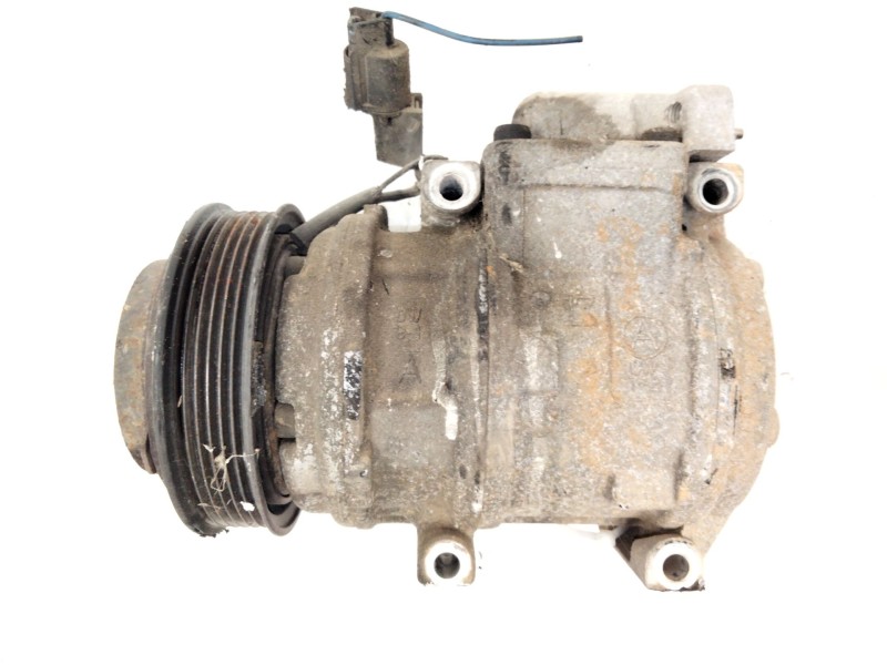 Recambio de compresor aire acondicionado para ssangyong rodius 2.7 turbodiesel cat referencia OEM IAM 180500390A  