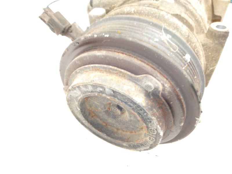 Recambio de compresor aire acondicionado para ssangyong rodius 2.7 turbodiesel cat referencia OEM IAM 180500390A  