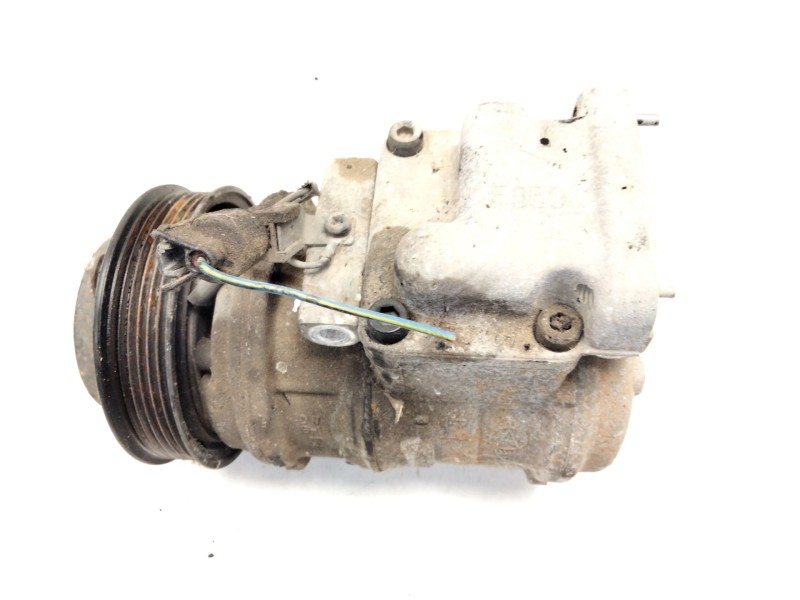 Recambio de compresor aire acondicionado para ssangyong rodius 2.7 turbodiesel cat referencia OEM IAM 180500390A  