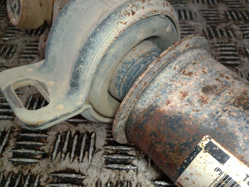 Recambio de transmision central para toyota hilux vii pick-up (_n1_, _n2_, _n3_) 3.0 d-4d 4wd (kun26) referencia OEM IAM 371000K