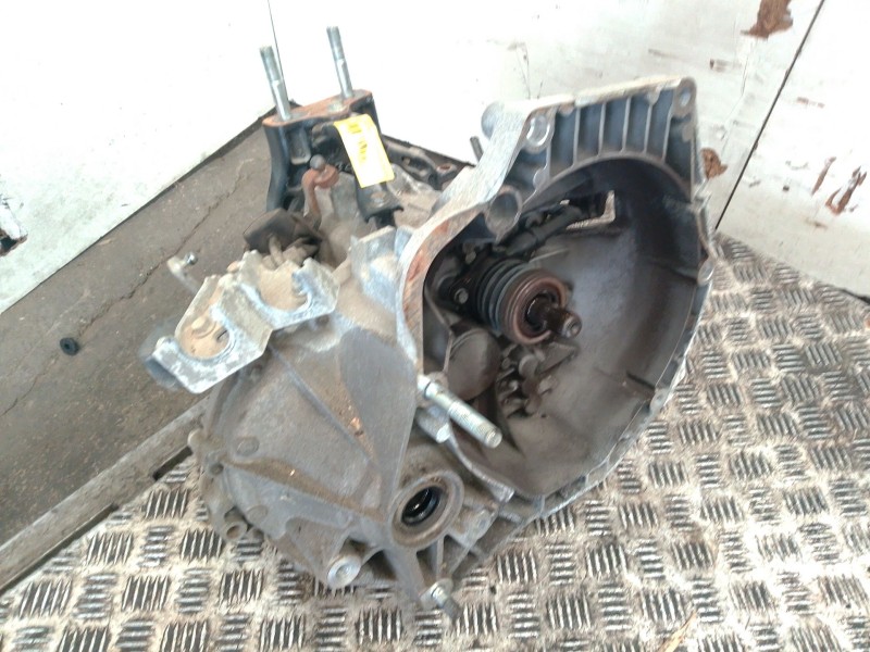 Recambio de caja cambios para opel combo tour (x12) 1.3 cdti (c26, d26, e26, c05) referencia OEM IAM 55276900  