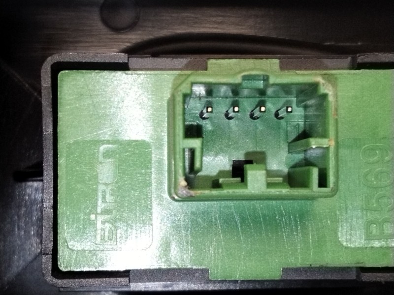 Recambio de mando elevalunas delantero derecho para fiat ducato caja/chasis (250_) 160 multijet 2,3 d referencia OEM IAM 7356765