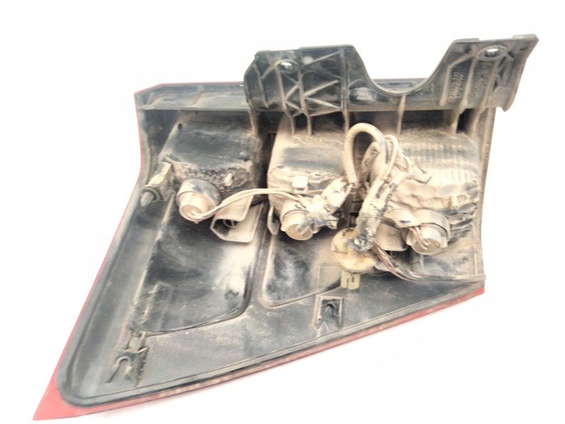 Recambio de piloto trasero derecho para suzuki grand vitara ii (jt, te, td) 1.9 ddis a las 4 ruedas (jt419, td44, jb419wd, jb419