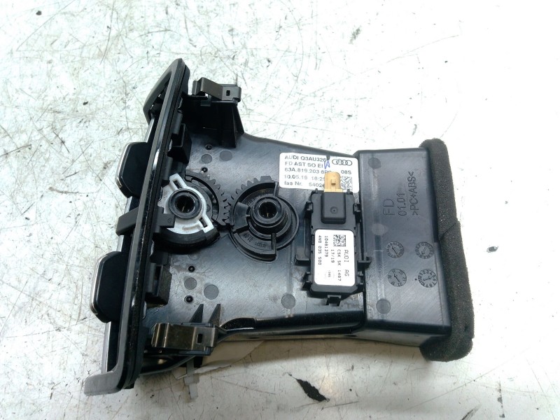 Recambio de aireador trasero central para audi q3 (f3b) 35 tdi referencia OEM IAM 83A819203  