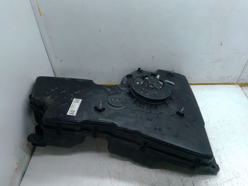 Recambio de deposito adblue para audi q3 (f3b) 35 tdi referencia OEM IAM 5QF131877L  