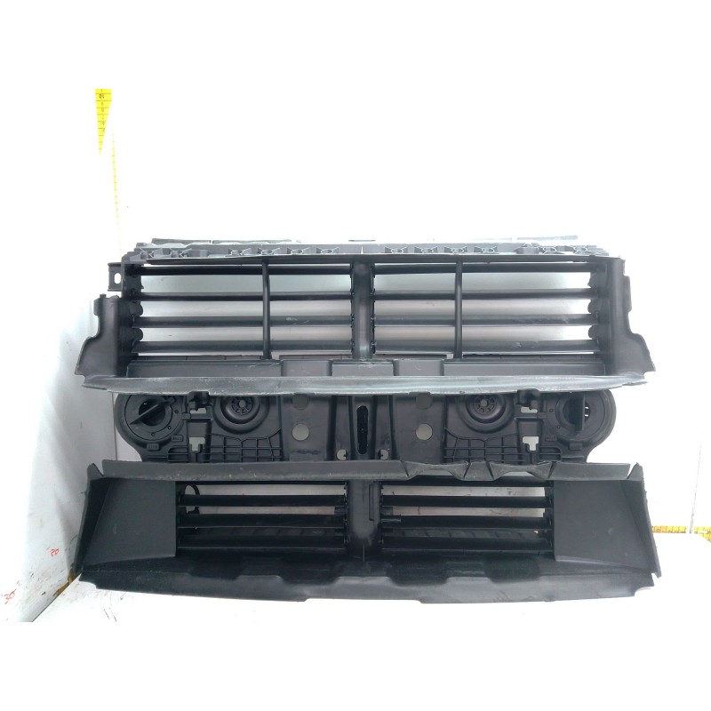 Recambio de panel frontal para ford kuga ii (dm2) 1.5 tdci referencia OEM IAM OBTURADOR RADIADOR 32X30410 2029673 2029673 GV4B84