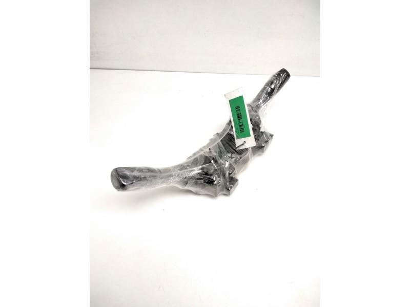 Recambio de mando intermitentes y limpia para toyota auris referencia OEM IAM 0272017F852  