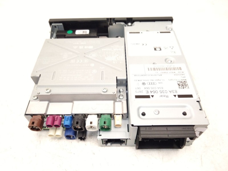 Recambio de sistema navegacion gps para audi q3 (f3b) 35 tdi referencia OEM IAM 83A035064E  