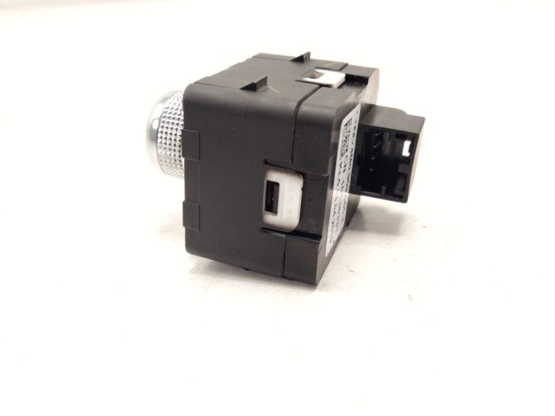 Recambio de mando retrovisor para audi q3 (f3b) 35 tdi referencia OEM IAM 4M0959565T  