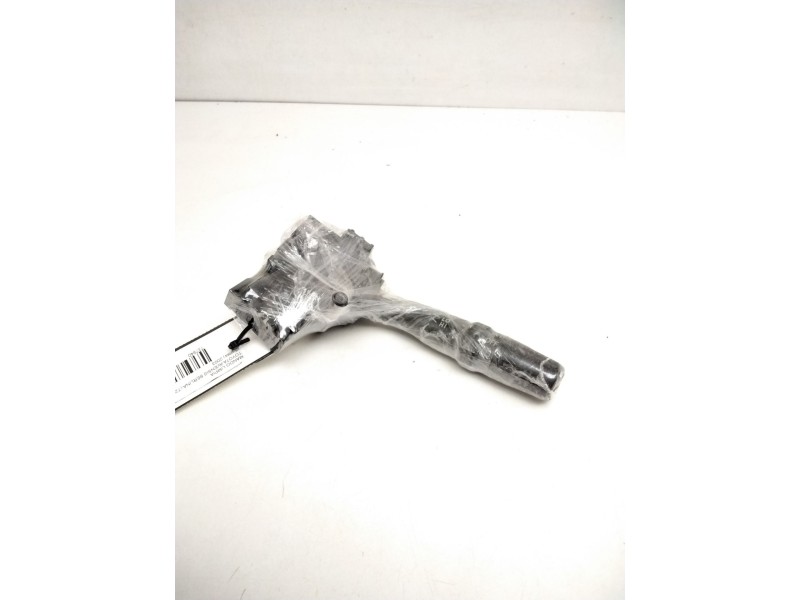 Recambio de mando limpia para toyota avensis berlina (t25) 1.8 sol berlina (5-ptas) referencia OEM IAM 8465205170 173821 173654L