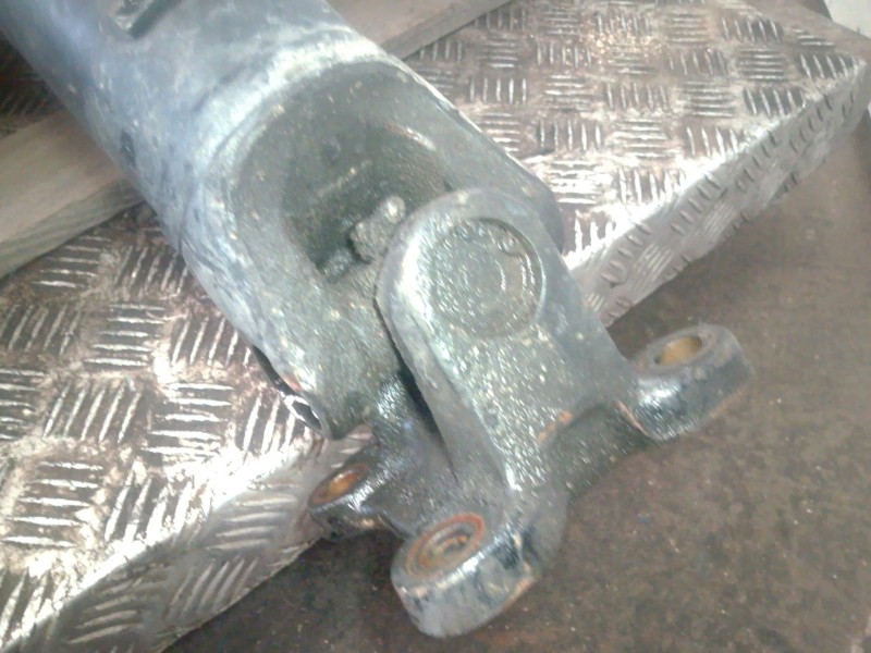 Recambio de cardan trasero para nissan cabstar (f24m, f24w) 35.13 dci, 45.13 dci 2.5 (f24m) referencia OEM IAM 37000MB410  