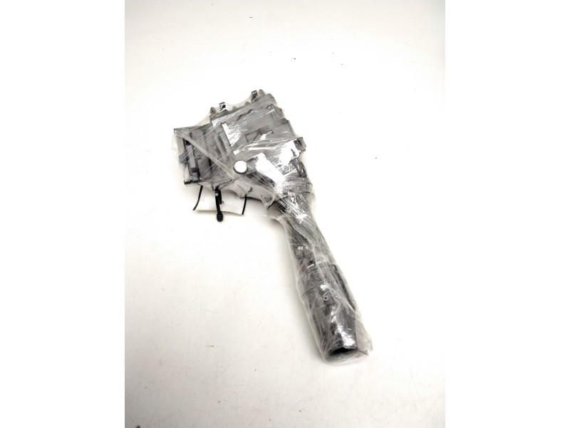 Recambio de mando limpia para toyota auris touring sports (e18) hybrid active referencia OEM IAM 0267017F858 17F857 