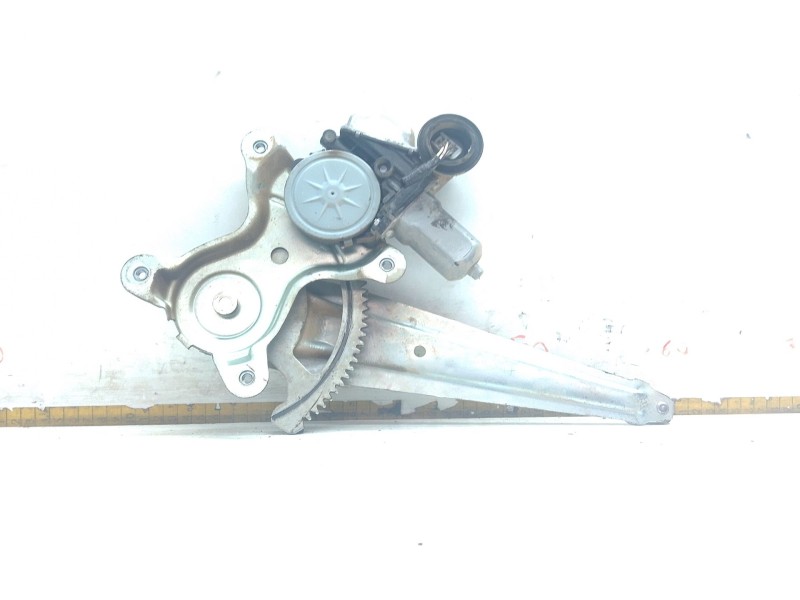 Recambio de elevalunas trasero izquierdo para toyota land cruiser van (_j15_) 3.0 d4d 4wd (kdj155, kdj150) referencia OEM IAM 69