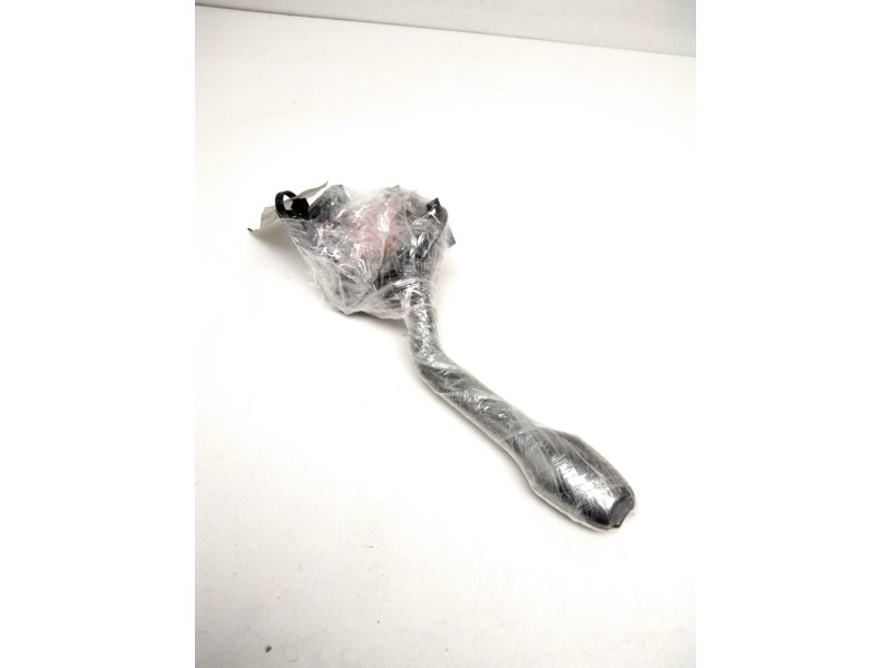 Recambio de mando limpia para volkswagen polo berlina (6n2) trendline referencia OEM IAM BK701408008 6NO953503AD 