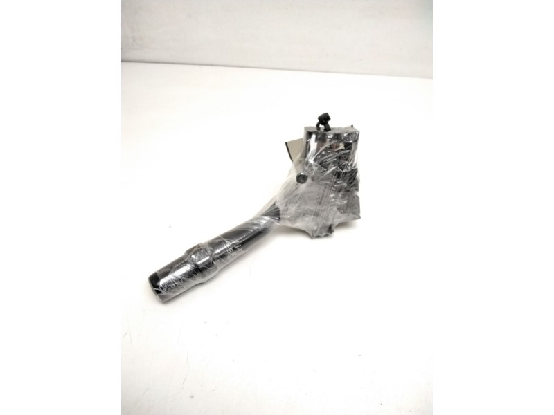 Recambio de mando limpia para toyota avensis berlina (t25) 2.2 d-4d executive sedán (4-ptas.) referencia OEM IAM 8465205160 1738