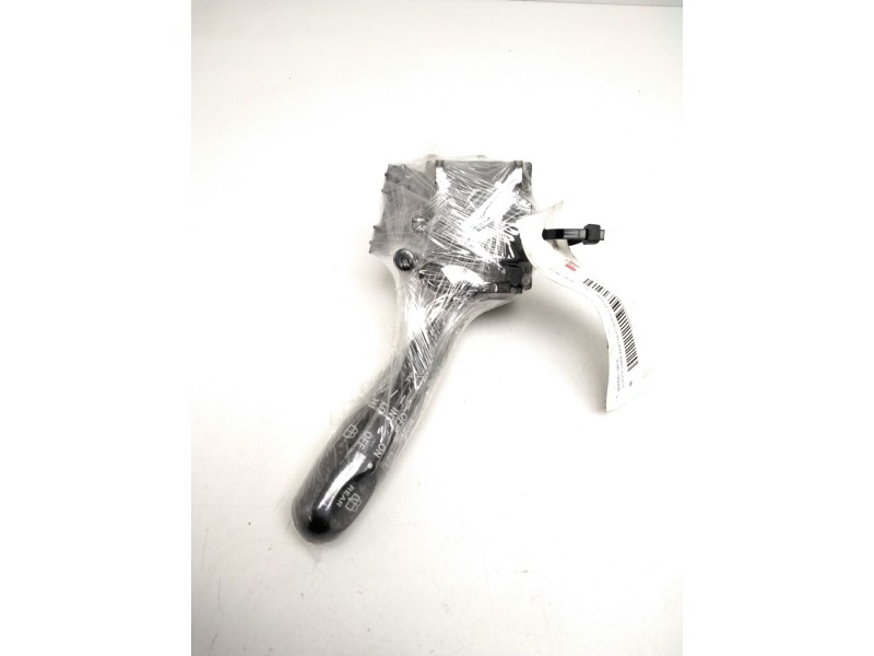 Recambio de mando limpia para toyota yaris (ncp1/nlp1/scp1) 1.3 linea luna referencia OEM IAM 173647 6473009 