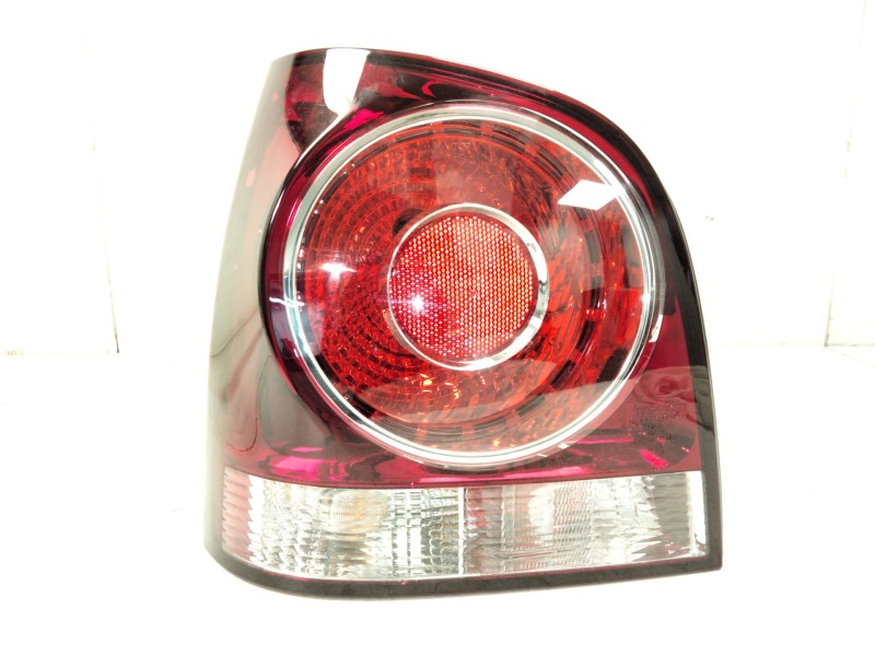 Recambio de piloto trasero izquierdo para volkswagen polo iv (9n_, 9a_) 1.4 16v referencia OEM IAM   