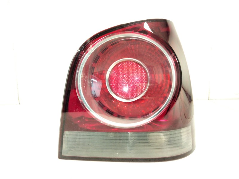 Recambio de piloto trasero derecho para volkswagen polo iv (9n_, 9a_) 1.4 16v referencia OEM IAM   