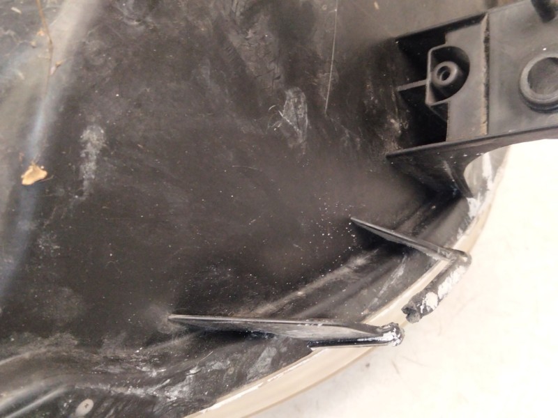 Recambio de faro izquierdo para volkswagen polo iv (9n_, 9a_) 1.4 16v referencia OEM IAM   