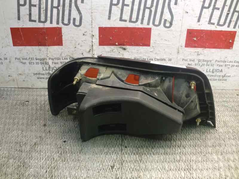 Recambio de piloto trasero derecho para peugeot 405 berlina stdt referencia OEM IAM   