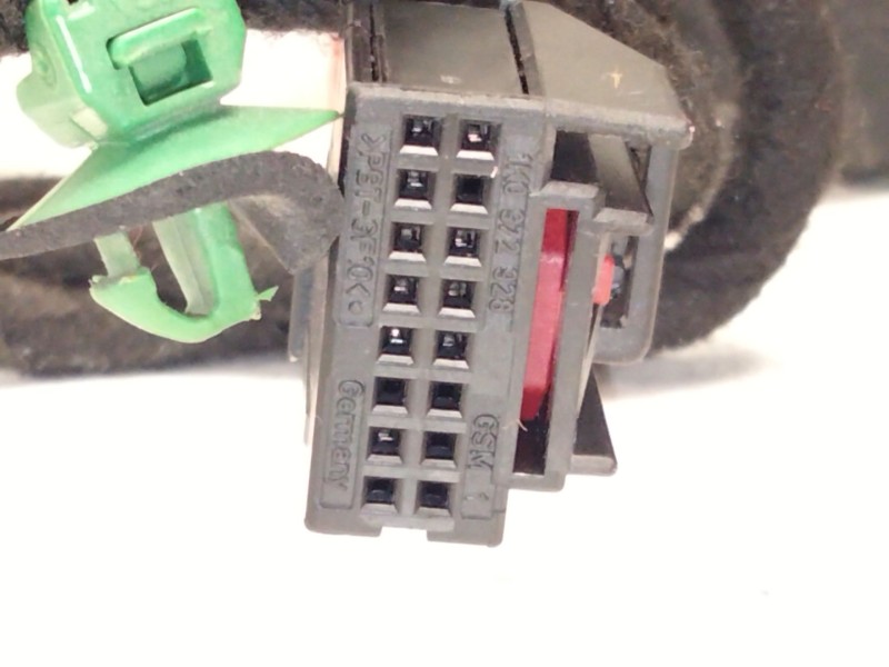 Recambio de retrovisor derecho para volkswagen golf vi (5k1) 1.6 tdi referencia OEM IAM   