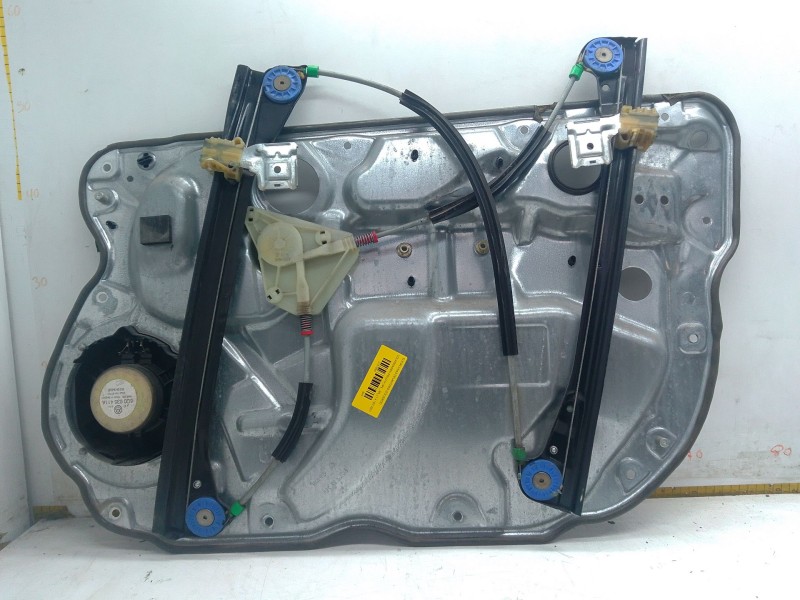 Recambio de elevalunas delantero izquierdo para volkswagen polo iv (9n_, 9a_) 1.4 16v referencia OEM IAM 604837755  