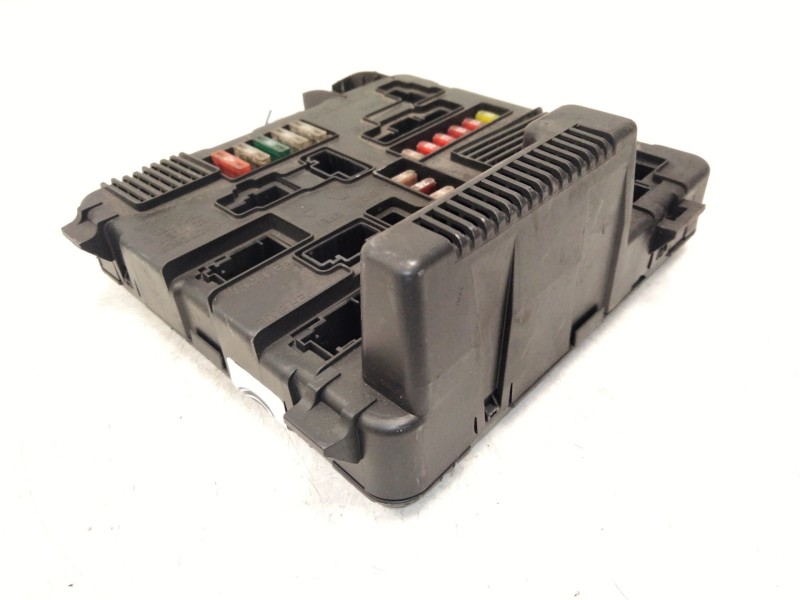 Recambio de caja fusibles para renault grand scénic ii (jm0/1_) 1.5 dci (jm02, jm13) referencia OEM IAM   