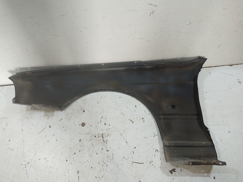 Recambio de aleta delantera derecha para bmw 5 (e34) 525 tds referencia OEM IAM   