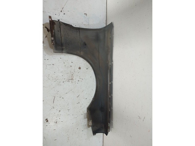 Recambio de aleta delantera izquierda para bmw 5 (e34) 525 tds referencia OEM IAM   