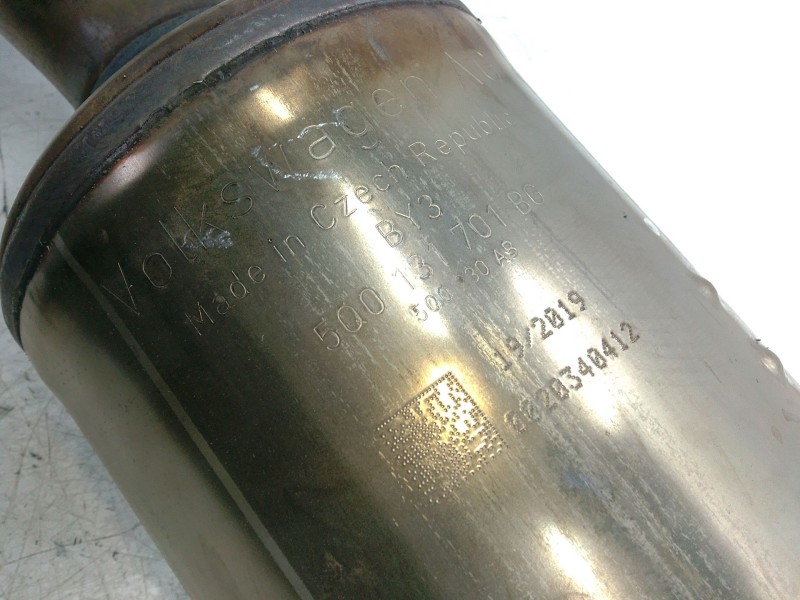 Recambio de tubo escape delantero para audi q3 (f3b) 35 tdi referencia OEM IAM 5Q0131701BG  