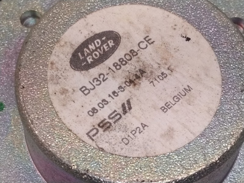 Recambio de altavoz para land rover range rover evoque (l538) 2.0 d referencia OEM IAM BJ3218808CE  