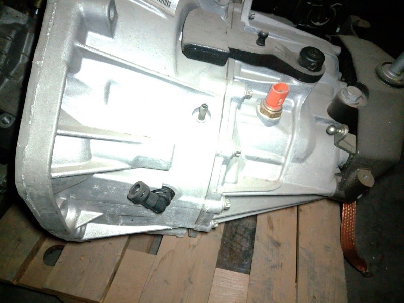 Recambio de caja cambios para renault master ii phase 2 caja cerrada 2.5 dci diesel cat referencia OEM IAM PF6010  