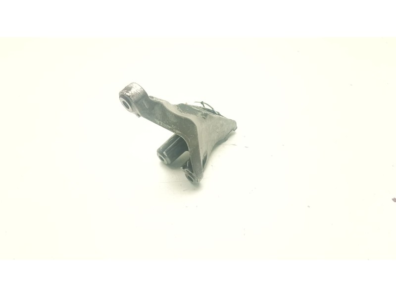 Recambio de soporte motor delantero para audi a4 b7 (8ec) 2.0 tdi 16v referencia OEM IAM BRE  