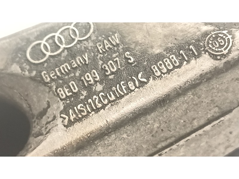 Recambio de soporte motor delantero para audi a4 b7 (8ec) 2.0 tdi 16v referencia OEM IAM BRE  