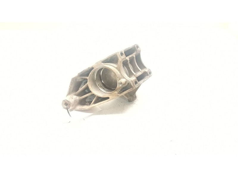 Recambio de soporte motor delantero para mercedes-benz vito mixto 06.2003  111 cdi compacto (639.601) referencia OEM IAM A646223