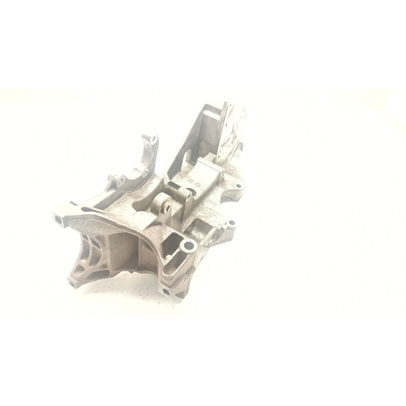 Recambio de soporte alternador para volkswagen crafter 30-35 autobús (2e_) 2.0 tdi referencia OEM IAM 03L903143L  