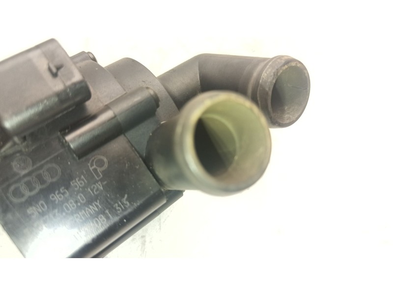 Recambio de bomba agua electrica para audi a1 (8x1, 8xk) 1.6 tdi referencia OEM IAM 5N0965561  