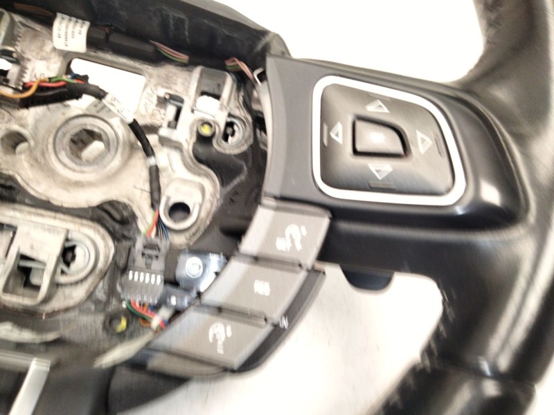 Recambio de volante para land rover range rover evoque (l538) 2.0 d referencia OEM IAM GJ323F563FA  