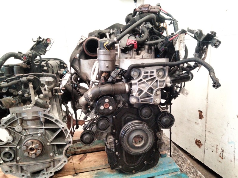 Recambio de motor completo para land rover range rover evoque (l538) 2.0 d referencia OEM IAM   