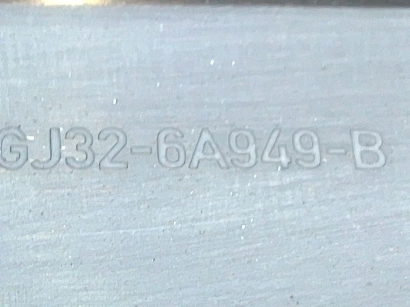 Recambio de tapa motor para land rover range rover evoque (l538) 2.0 d referencia OEM IAM GJ326A949B  