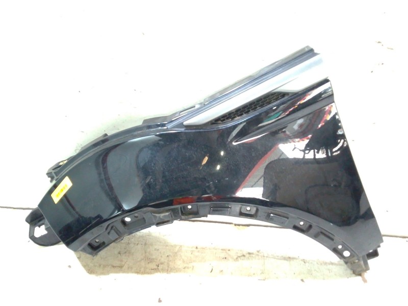 Recambio de aleta delantera izquierda para land rover range rover evoque (l538) 2.0 d referencia OEM IAM   