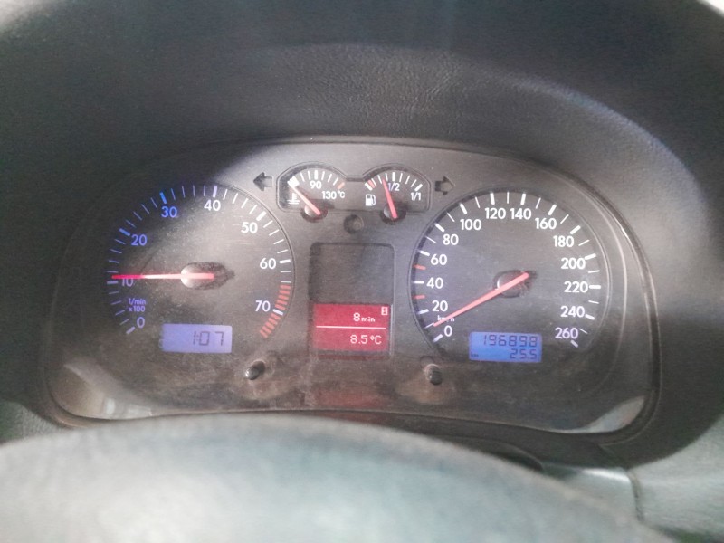 volkswagen golf iv (1j1) del año 2001