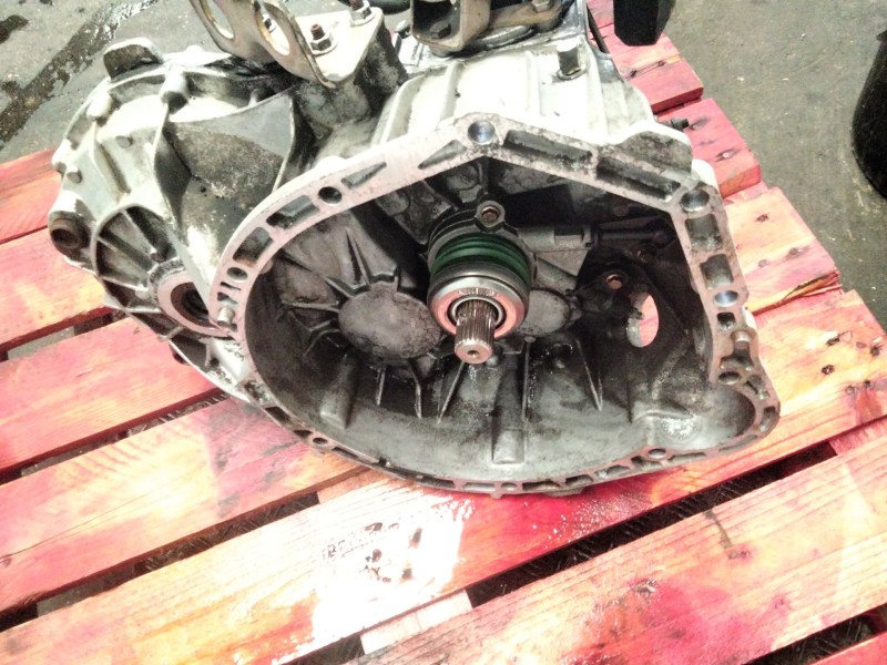 Recambio de caja cambios para mercedes-benz vito furgoneta (w638) 112 cdi 2.2 (638.094) referencia OEM IAM A6382602300  