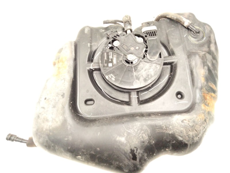 Recambio de deposito adblue para land rover range rover evoque (l538) 2.0 d referencia OEM IAM GJ325J228A  