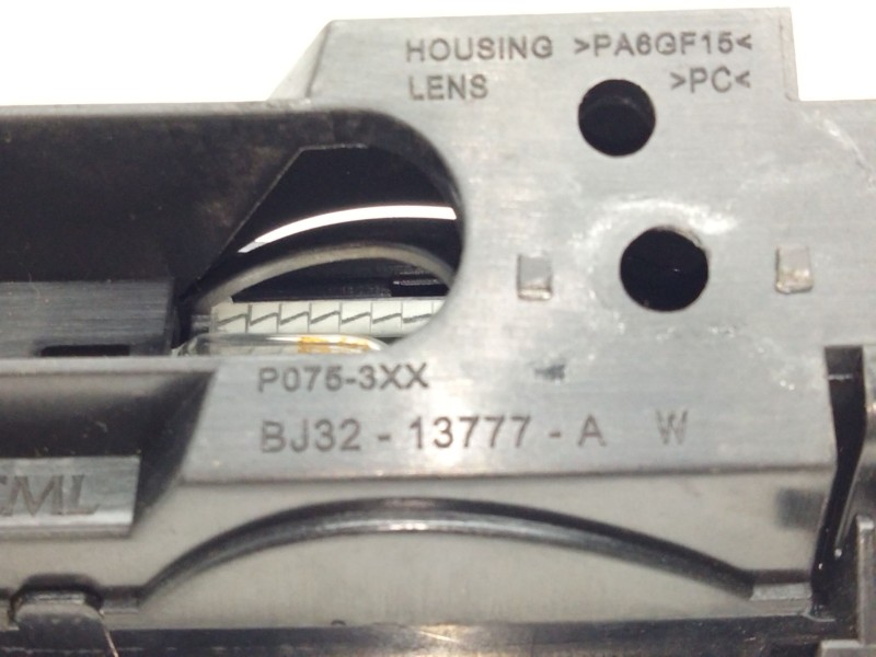 Recambio de luz interior para land rover range rover evoque (l538) 2.0 d referencia OEM IAM BJ3213777A  